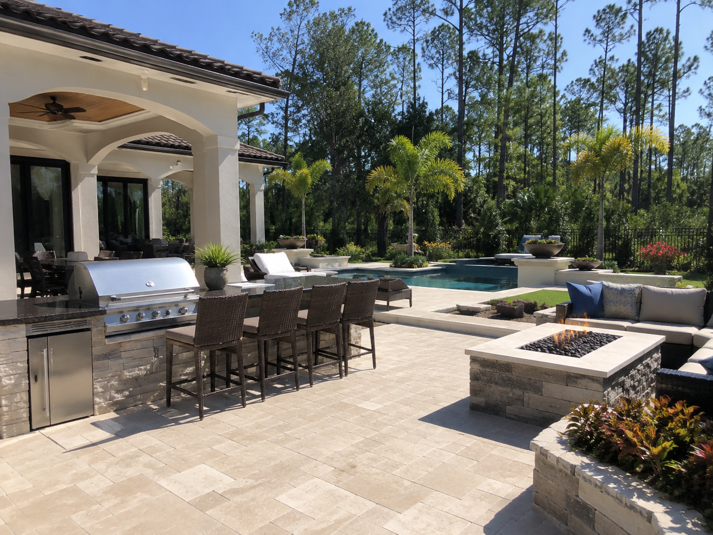 Finished custom outdoor kitchen in Jacksonville FL
